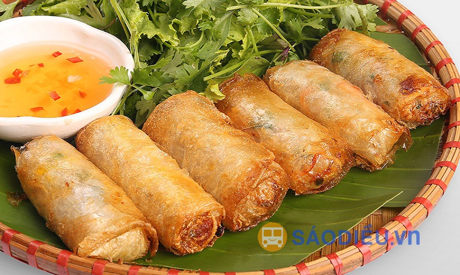 Bạn có thử qua một cách thưởng thức đầy niềm tự hào về Việt Nam và nền văn hóa ẩm thực phong phú của đất nước này chưa? Xem những hình ảnh liên quan đến món ăn Việt Nam để hiểu rõ hơn về văn hóa ẩm thực đặc trưng của Việt Nam.