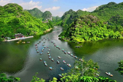 Tour Hà Nội - Ninh Bình - Hạ Long Bay - Hạ Long Park - Sapa - Fansipan 5 Ngày 4 Đêm